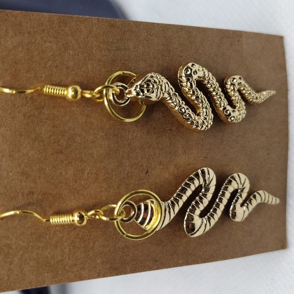 Golden Snake - Picture 2 of 2